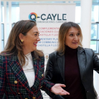 La consejera de Movilidad y Transformación Digital, María González Corral, y la de Educación, Rocío Lucas, inauguran la jornada de difusión del programa RedCAyLE organizada por la Universidad de Valladolid (UVA). -ICAL