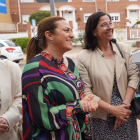 Virginia Barcones junto a la subdelegada del Gobierno en Valladolid. / ICAL