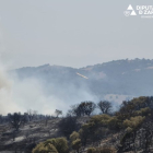 El fuego de Zaragoza cerca de Soria corta tres carreteras. - E. M.