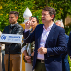 El presidente del Partido Popular de Castilla y León, Alfonso Fernández Mañueco, participa en un acto de campaña junto al candidato popular a la Alcaldía de Ciudad Rodrigo, Marcos Iglesias.- ICAL