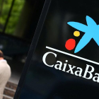 CaixaBank. - EM