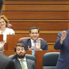 El presidente de la Junta, Alfonso Fernández Mañueco, se dirige al secretario autonómico del PSOE, Luis Tudanca, en el Pleno de este martes. ICAL