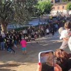 Cogida en los encierros de Roa que deja a un joven con traumatismo