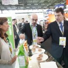 El presidente de la Junta de Castilla y León, Alfonso Fernández Mañueco, visita los pabellones del ICE en SIAL París.