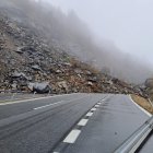 Desprendimiento de rocas en el km 76 de la AP-66.