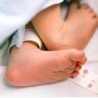 Imagen de archivo del talón de un bebé.