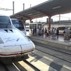Una imagen de archivo de un tren en la estación de Burgos