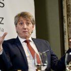 El secretario general del PSCyL, Carlos Martínez, en el Club de Prensa de El Mundo de Castilla y León