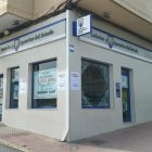 Administración de lotería en la Avenida Principal en Las Navas del Marqués.