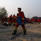 Dispositivo de la UME desplazado al incendio que afecta a los municipios de Oencia y Corullón (León)