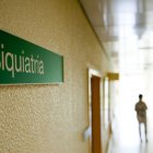 Consulta de psiquiatría en un hospital.