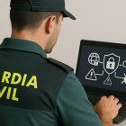 Agente de la Guardia Civil especializado en ciberseguridad.