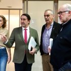 El consejero de Medio Ambiente, Vivienda y Ordenación del Territorio, Juan Carlos Suárez-Quiñones, presenta la resolución de las ayudas a la accesibilidad de 2024.