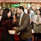 El secretario general de Vox, Ignacio Garriga, atiende a los medios antes de su intervención en las jornadas interparlamentarias del partido que tienen lugar en Salamanca.