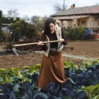 Vanesa Urizarna impulsa un proyecto que une tradición agrícola y artesanía innovadora contra la despoblación