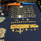 Recuperan en León una corona visigoda, monedas de plata, áureos de época moderna y otros objetos arqueológicos.