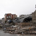 Derrumbe del antiguo edificio garaje Garnelo en el centro de Ponferrada