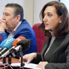 La secretaria general de Unión del Pueblo Leonés y candidata a las Cortes, Alicia Gallego, y el vicesecretario general de UPL y número 2 de la lista, Luis Mariano Santos