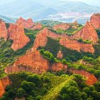 Paisaje de Las Médulas de León transformado por la explotación minera.