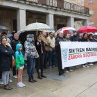 Concentración de AUSAVE para exigir la restitución inmediata del tren madrugador frecuencia y mejorar las conexiones con Zamora.