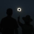 Eclipse total de sol sobre León
