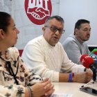 Miembros de UGT León, en una rueda de prensa.