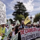 Organización de agricultores se manifiestan en la calle.