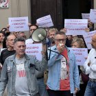 Concentración ante UGT León en rechazo a la agresión sufrida por una trabajadora del sindicato.