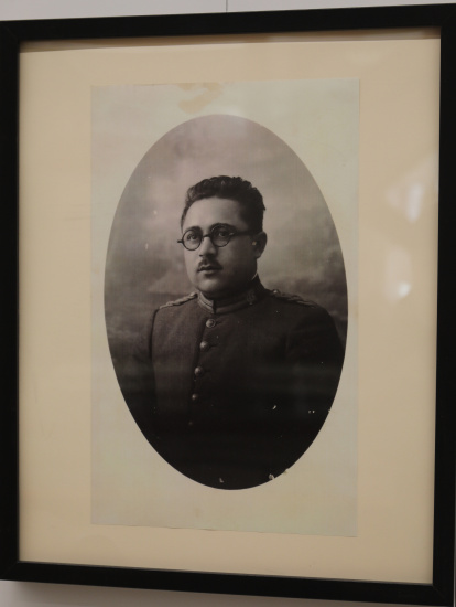 Rerato del compositor de la música, Guzmán Ricis, en la exposición sobre el centenario del Himno de Palencia