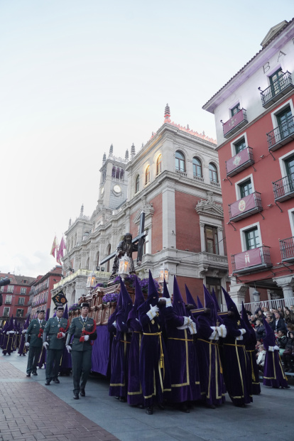 Vía Crucis Procesional de la cofradía penitencial de Nuestro Padre Jesús Nazareno