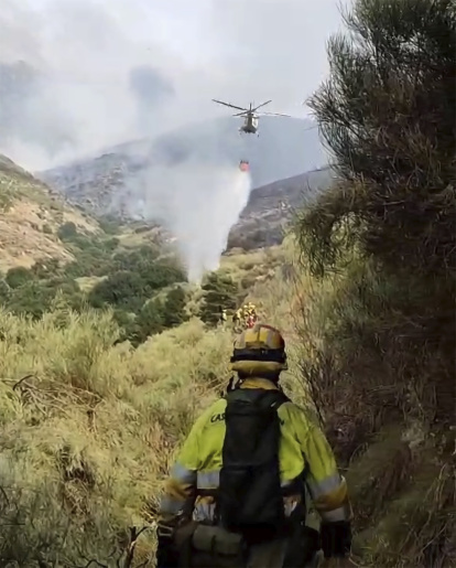 Incendio en la Sierra de Béjar cerca de Candelario