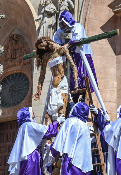 Acto del Desenclavo de la Cruz de la Semana Santa de Burgos